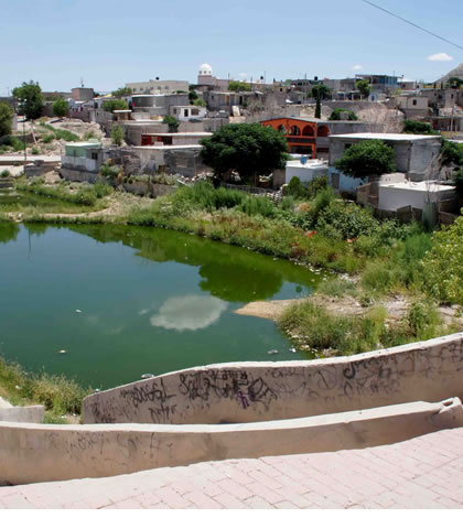 Reubicarán Familias que Viven Dentro de Dique