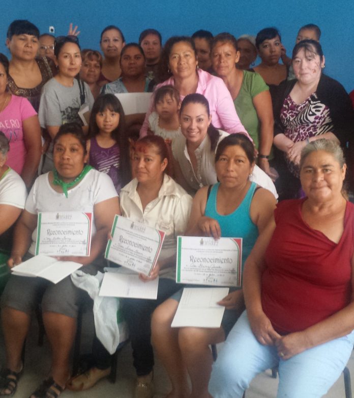 Acuden Miles a Escuela Para Padres