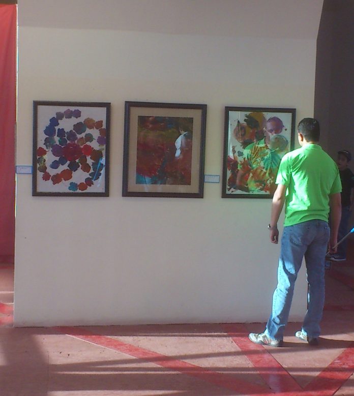Galeria “Impulso Estático” en Plaza de la Mexicanidad.