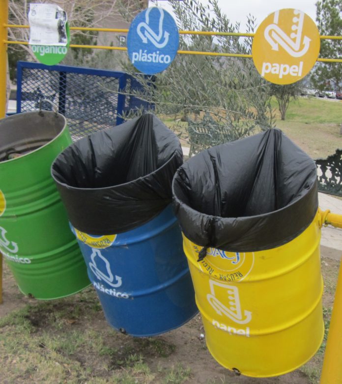 Entregan Estaciones Ecologícas a UACJ