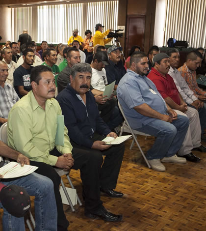 Gradúan Trabajadores de Primaria y Secundaria Abierta