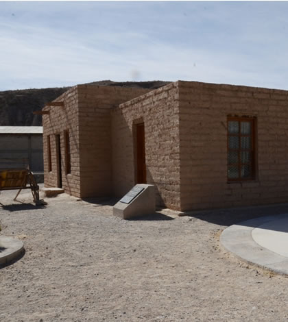 Realizarán Ceremonia en Casa de Adobe