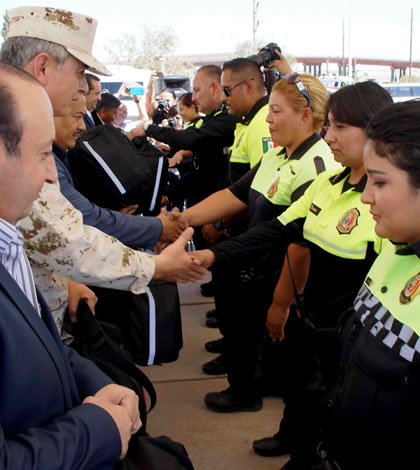 Recibe Tránsito Botiquines de Primeros Auxilios