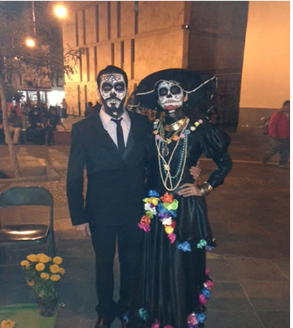 Centro Histórico Cobró Vida con Colorido Evento del Día de Muertos
