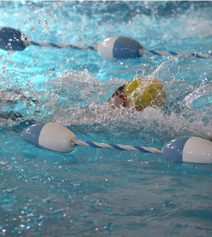 Invitan a Clases de Natación en Parque Central Oriente