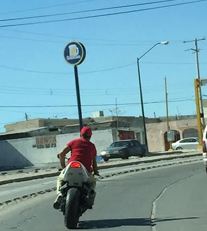 Exhortan a Motociclistas Respetar Reglamento