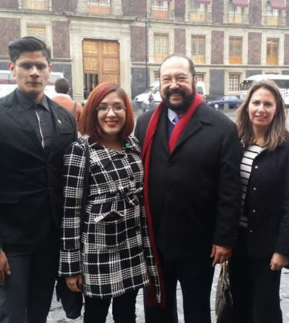 Participan Alumnos de UTCJ en Foro con Secretario de Educación