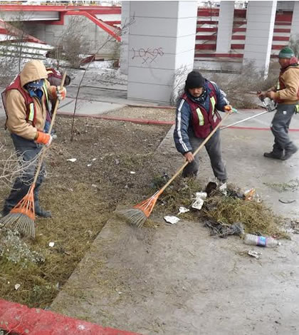 Atiende Limpia Miles de Metros Cuadrados de Superficie
