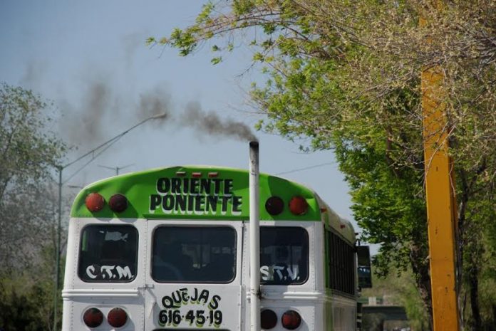 Capacitan Personal de Ecología Para Medir Contaminación