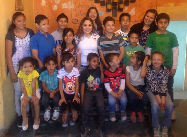 Festeja Deyanira Ozaeta a la niñez del Distrito 06 1 PT 06