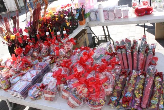 Preparan Comerciantes Venta del Día de las Madres