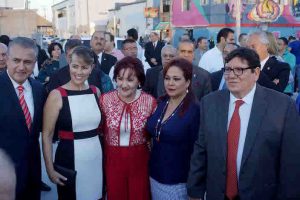 Plaza Juan Gabriel 1