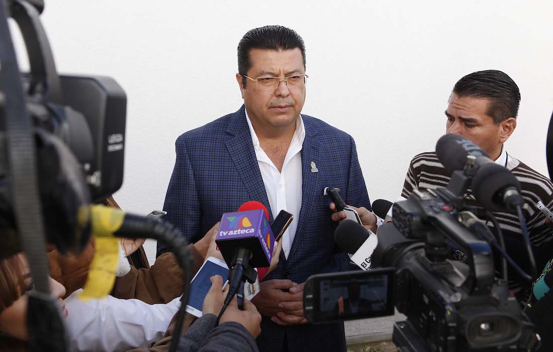 Presidente Municipal Armando Cabada 13726