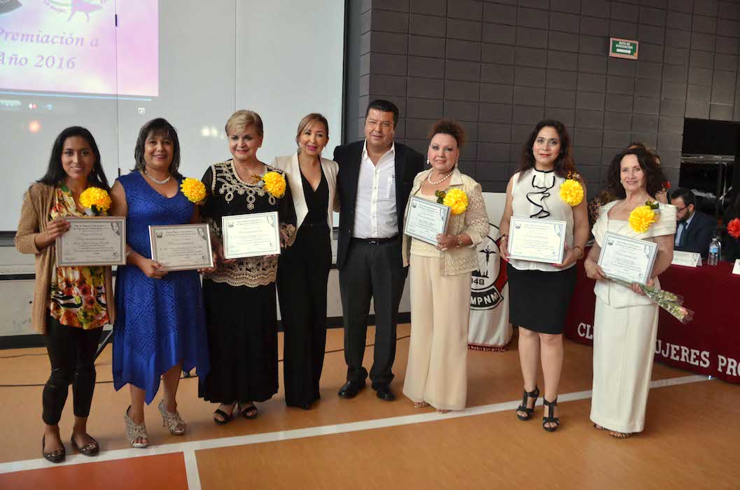 Cabada Mujeres Profesionistas