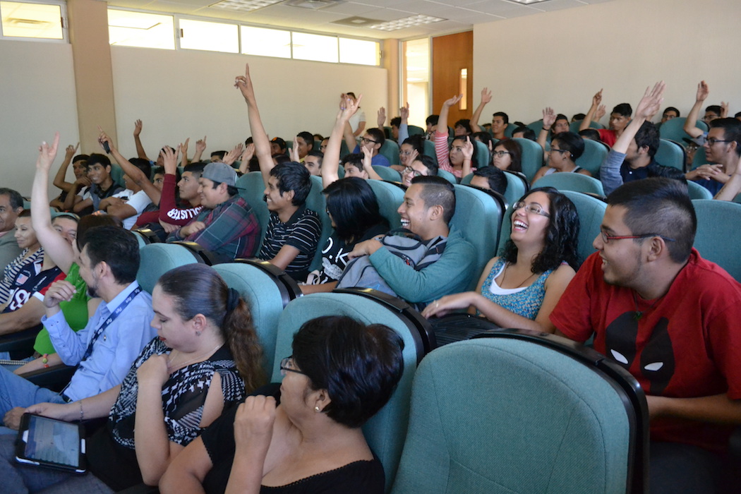 Muestran a estudiantes de la UTCJ diferencia entre el estudio y la realidad laboral 1 UTCJ ALumnos