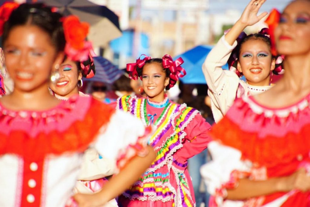 desfile juan gabriel primer aniversario 3