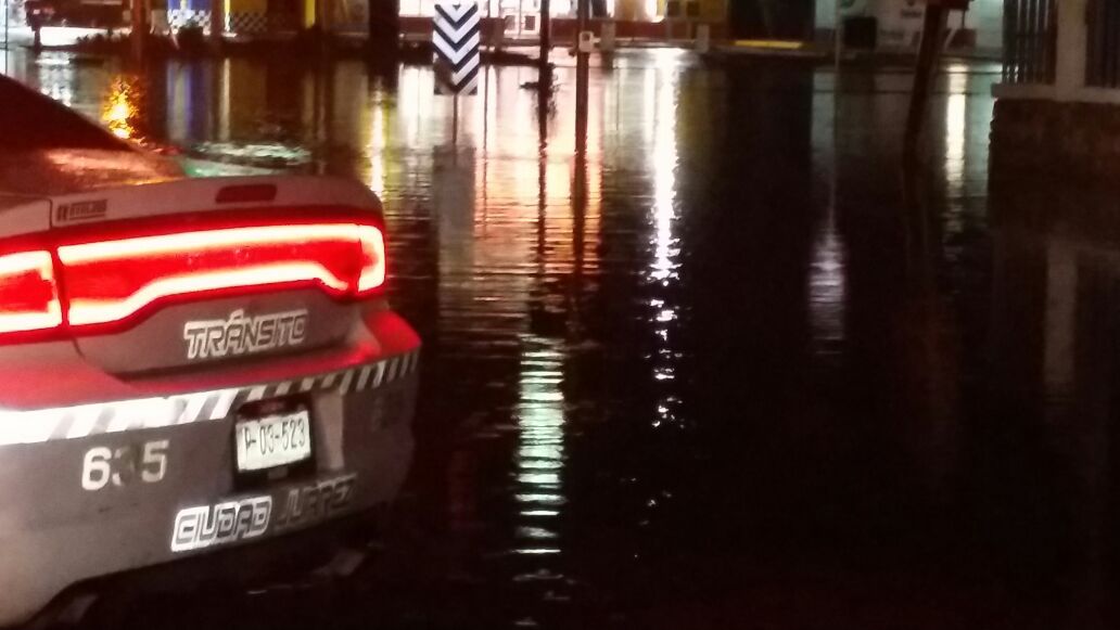 Vialidades cerradas por encharcamientos 1 Lluvia