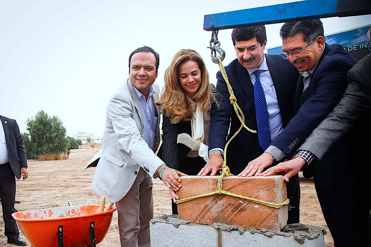 Colocan primera piedra del Centro de Inteligencia Artificial (CIA) 1 Primer piedra centro de inteligencia artificial ciudad juarez