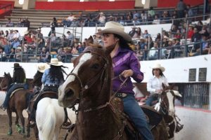 Realizan Primera Fecha Profesional de Rodeo Americano 5 Rodeo 5