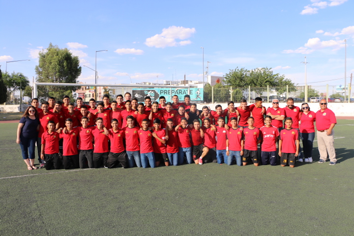 Soles cerró temporada 1 CF Soles