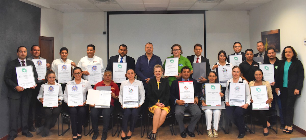 Reciben certificaciones turísticas 23 empresas juarenses 1 Certificaciones Turisticas 2