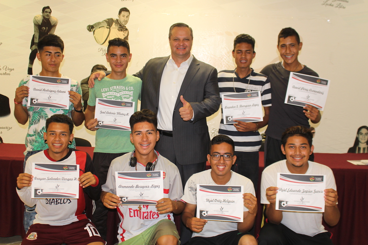 fuerzas básica de Futbol Profesional