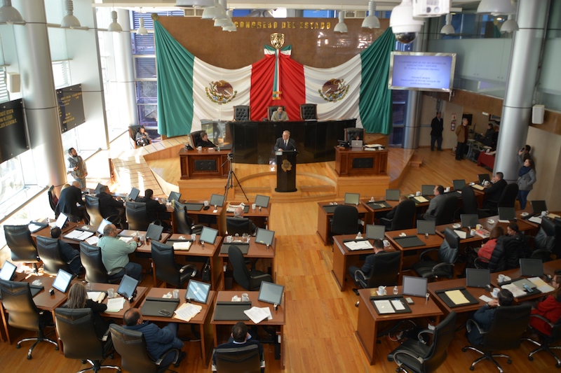 congreso del estadio de chihuahua Carlos Gonzales Herrera