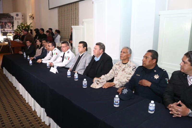 Anuncia Alcalde entrega de vivienda al mejor policía de cada mes 1 vivienda al mejor policia del mes