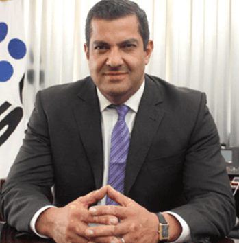 1b951bf36054d3593bd234ea97a3042d 4