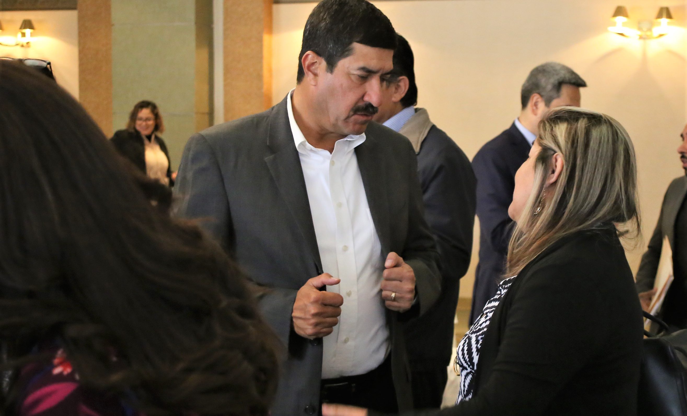 3f2d09105152b3a8e48699c1d22a10ad 4