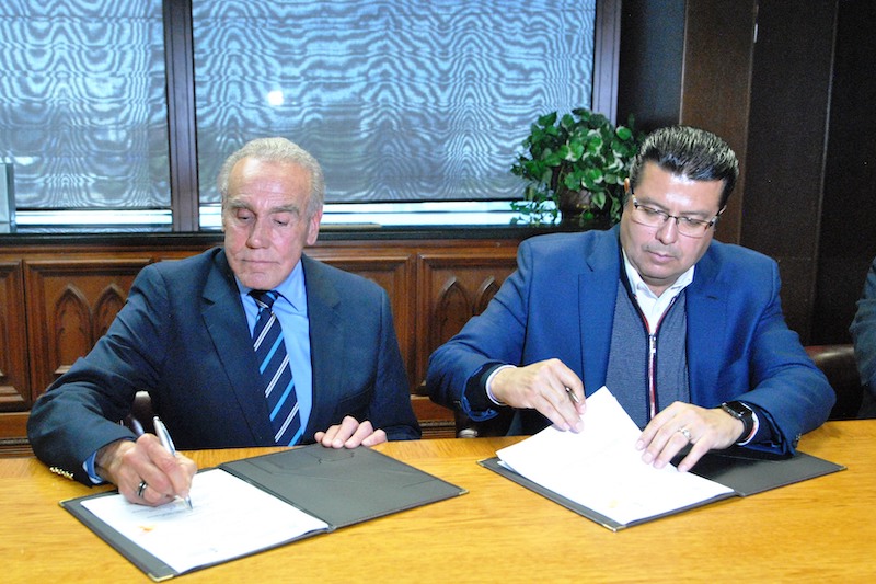 Gustavo Elizondo y Armando Cabada