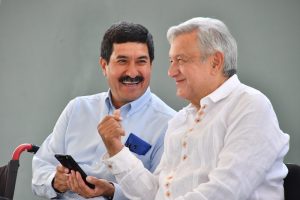 AMLO CORRAL CAMARGO 2