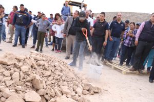 Ponen en marcha el programa de auto construcción “Vivienda para todos y con todos” 1 Programa vivienda y adobera 4