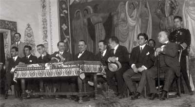 La proyección educativa de José Vasconcelos: el maestro de América 3 http://www.revistadelauniversidad.unam.mx/7910/images/79garciadiego2.jpg