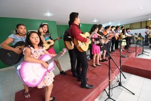 Gradúan 300 personas del programa Talleres de Artes y Oficios de la UTCJ 3 ofic194