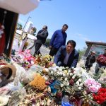 Acompaña Alcalde a presidente de la Cámara de Diputados durante pronunciamiento por víctimas del 03/08 7 Visita memorial Walmart 6