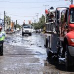 JMAS protege red de alcantarillado de aceite derramado por incendio 1 AISLA ALCANTARILLAS 2