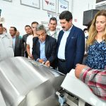 Apoya Estado 105 proyectos Mipymes con 14.5 mdp 9 APOYOS A EMPRENDEDORES 9