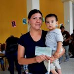 Entrega de becas escolares Archivo 3