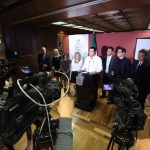 Alcalde con grupo de notarios archivo 4