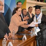 Egresadas de la UACJ ganan autos en Generación de Excelencia 2019 9 GENERACIÓN 10 2019 7 1