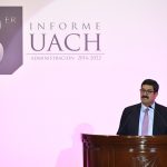 GOBERNADOR EN III INFORME UACH 12
