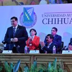 GOBERNADOR EN III INFORME UACH 20