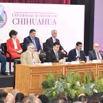 GOBERNADOR EN III INFORME UACH 3