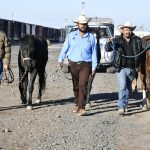 Embarque de caballos y jinetes a CDMX para el Desfile Miitar 45
