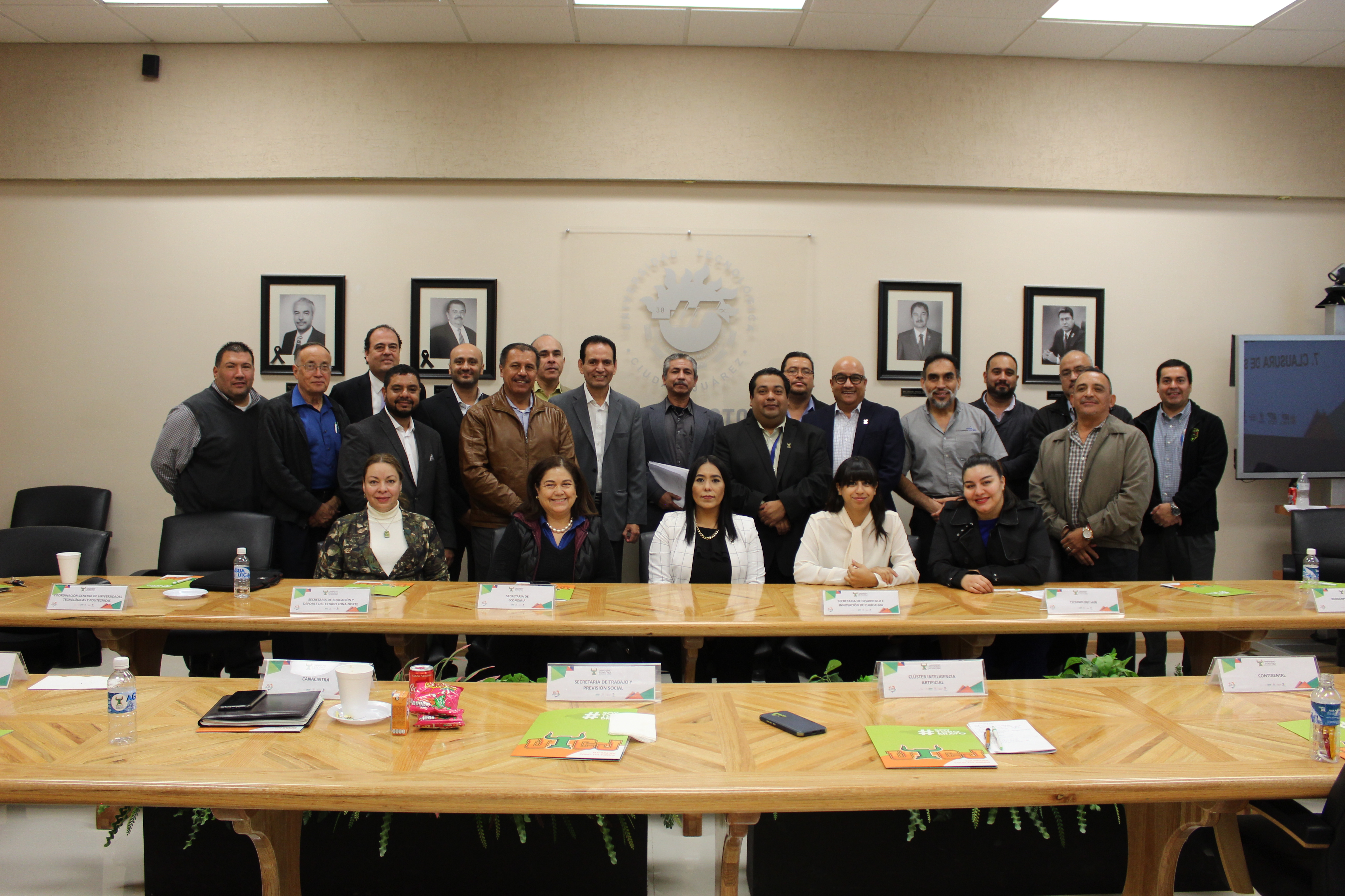 Avala Consejo de Vinculación y Pertinencia el Proyecto de Maestrías 2020 de la UTCJ 1 IMG 6378