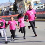 Vencen obstáculos en carrera pedestre 21