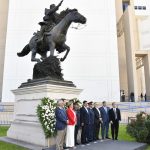 Muestran chihuahuenses fervor patrio en el desfile del 109 aniversario de la Revolución Mexicana 43 ofrenda floral 2
