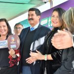 Entrega Ronda Escolar 100 camiones y 24 camionetas para 66 municipios 15 DSC 6571