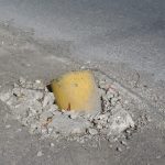 Dañan de nueva cuenta 20 postes de contención en camellones 1 postes contencion 1